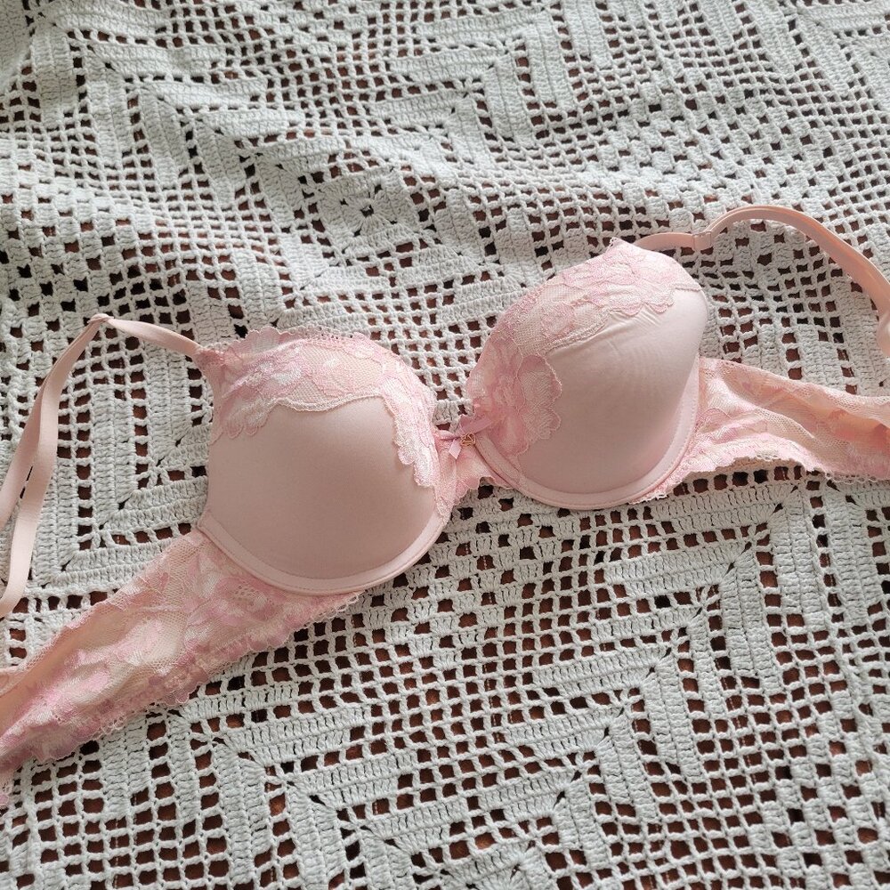 Victoria's Secret Pink Lace Push Up Bra